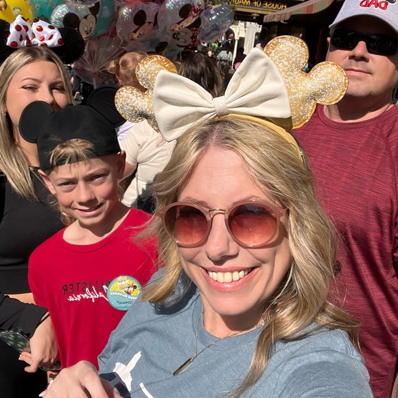 Meet your Posher, Posh - Picture 2 of 7